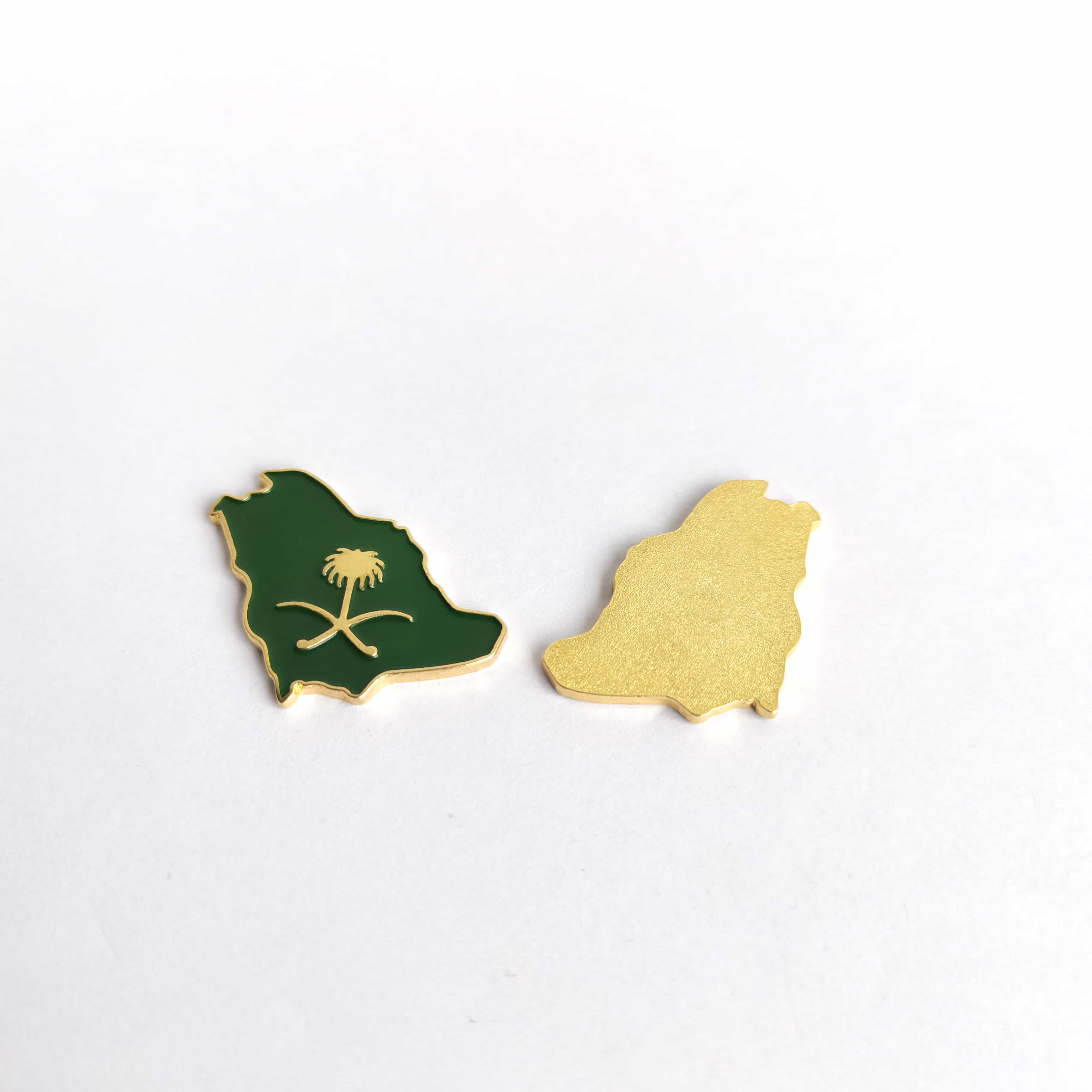 Saudi Arabia KSA Map Shape with Palm Tree Emblem Brooch Magnetic Metal Badge National Day Pin