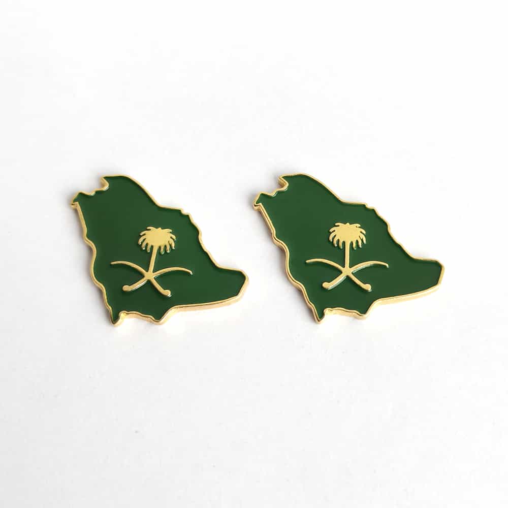 Saudi Arabia KSA Map Shape with Palm Tree Emblem Brooch Magnetic Metal Badge National Day Pin