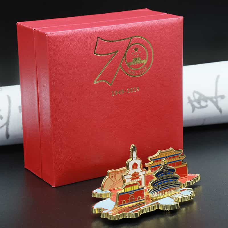 Metal Assembled Luxury Colorful Chinese Architecture Badge Hard Enamel Lapel Pin Ornament Set with Gift Box