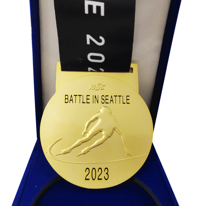 Zinc Alloy Die Casted Double Painted Matte Gold Speed Skating Competition Embossed Medal with Black Lanyard