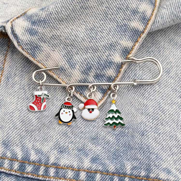 Christmas Celebration Pendant Decoration Santa Claus, Reindeer, Snowflake, Christmas Tree Multi-Purpose Metal Badge Lapel Pin Pendant